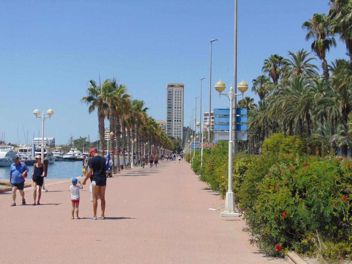 Apartamentos Playa Postiguet Alicante Exterior foto
